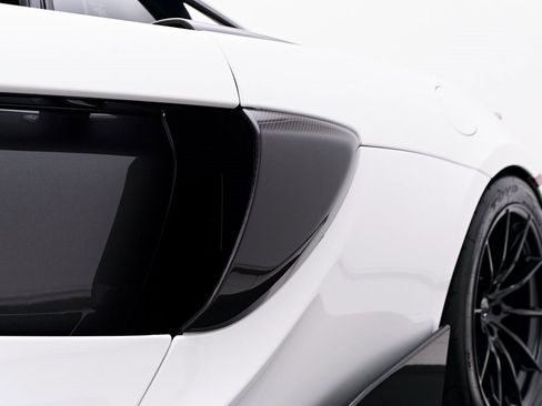 Used 2019 McLaren 600LT image 34