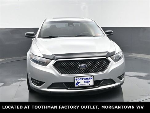Used 2018 Ford Taurus SHO w/ Driver Assist Package image 25