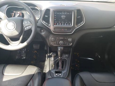 Used 2022 Jeep Cherokee Trailhawk w/ Premium Leather Package AWD/4WD image 16