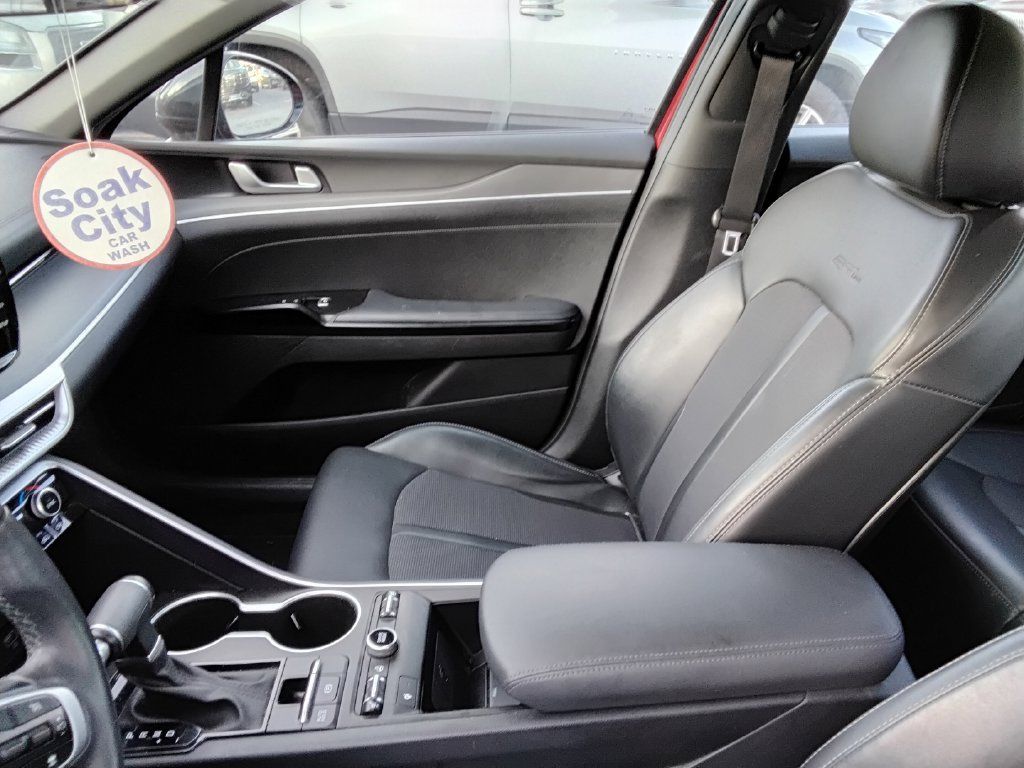 Used 2024 Kia K5 GT-Line AWD/4WD image 9