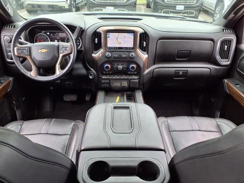 Used 2021 Chevrolet Silverado 1500 High Country w/ Technology Package AWD/4WD image 4