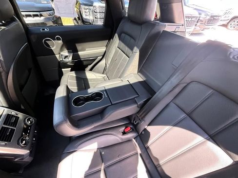 Used 2019 Land Rover Range Rover Sport Supercharged AWD/4WD image 35