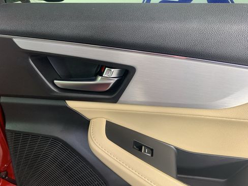 Used 2022 Acura MDX SH-AWD image 38