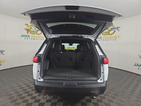 Certified 2023 Chevrolet Traverse RS image 34