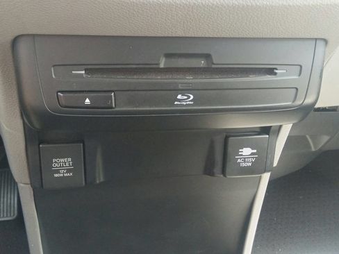 Used 2018 Honda Odyssey Elite image 30