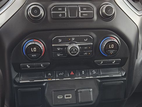 Used 2019 Chevrolet Silverado 1500 LT w/ Texas Edition AWD/4WD image 24