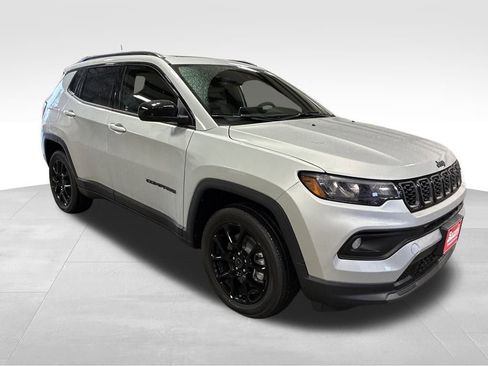 New 2025 Jeep Compass Latitude w/ Sun & Sound Group image 8