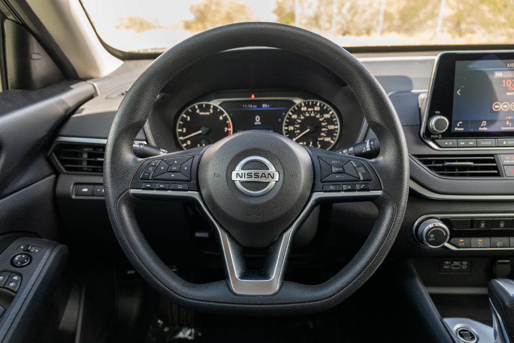 Used 2022 Nissan Altima 2.5 SV FWD image 21