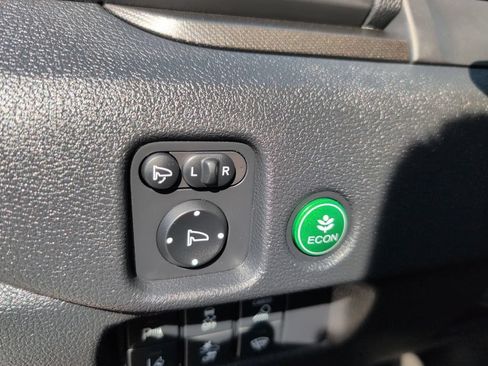 Used 2025 Honda Ridgeline TrailSport image 15