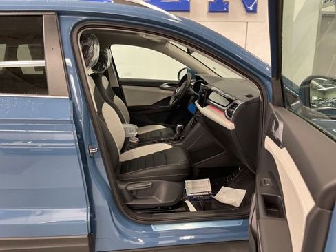 New 2026 Volkswagen Taos SEL image 13