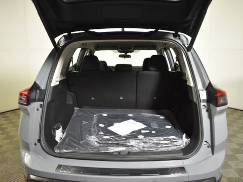 New 2026 Nissan Rogue SV AWD/4WD image 29