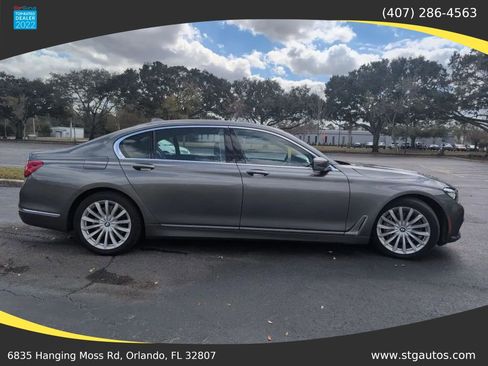 Used 2016 BMW 740i image 6