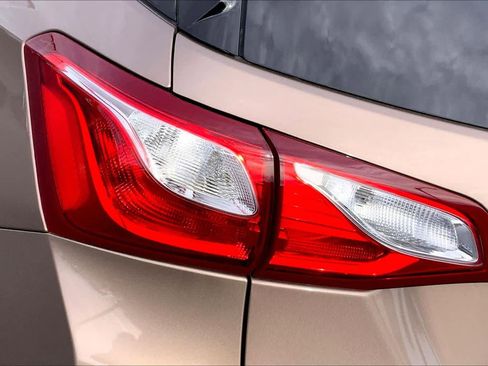 Used 2019 Chevrolet Equinox LT image 29