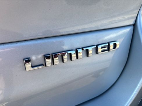 Used 2021 Jeep Grand Cherokee L Limited w/ Trailer Tow Package image 12