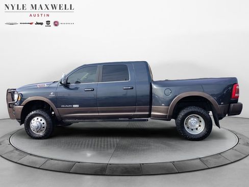 Used 2020 RAM 3500 Limited image 13