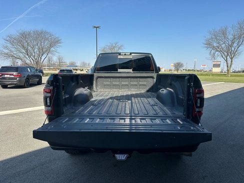 Used 2019 RAM 3500 Laramie image 17