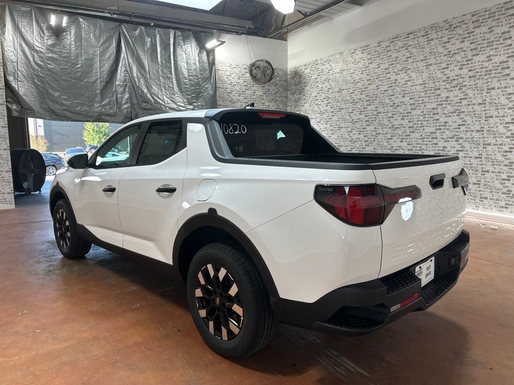 New 2027 Hyundai Santa Cruz SE FWD image 5