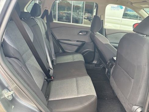 Used 2023 Nissan Rogue SV FWD image 9