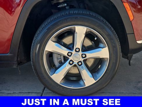 Used 2021 Jeep Grand Cherokee L Limited image 41