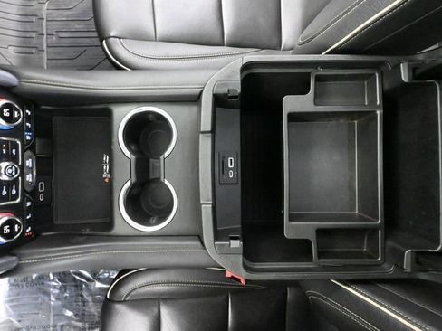 Used 2021 GMC Yukon SLT w/ SLT Luxury Plus Package AWD/4WD image 37