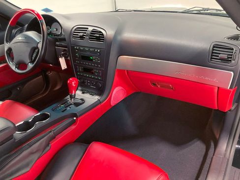 Used 2003 Ford Thunderbird image 71