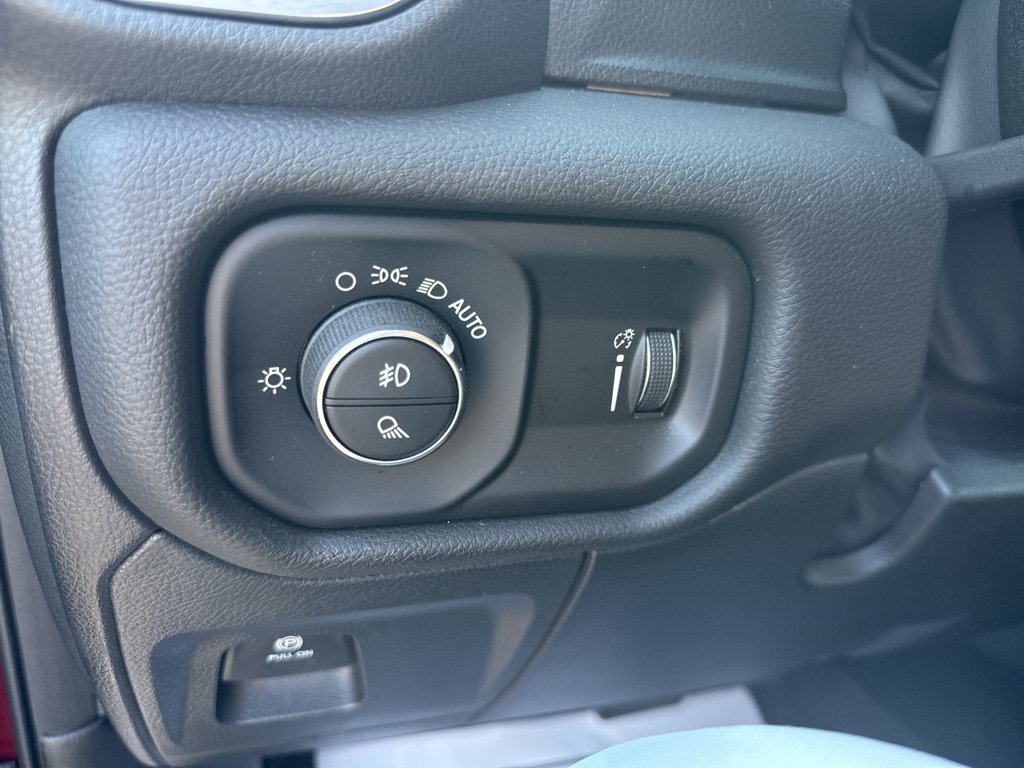 Certified 2024 RAM 1500 Big Horn AWD/4WD image 34