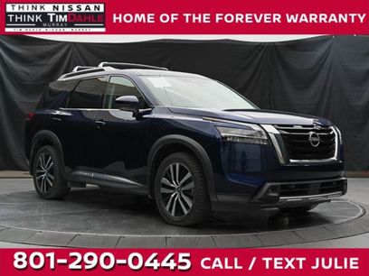 Used 2023 Nissan Pathfinder Platinum