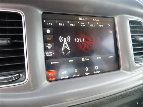 Used 2023 Dodge Charger SXT image 11