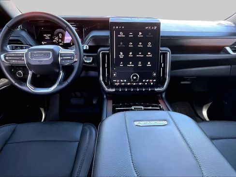 Used 2026 GMC Yukon XL Denali w/ Sun & Power Step Package RWD image 25
