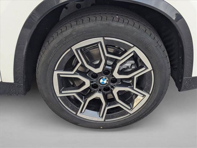 Used 2026 BMW X1 xDrive28i w/ Technology Package AWD/4WD image 9