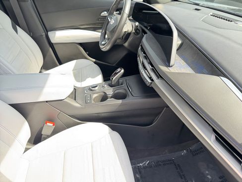 Used 2024 Cadillac XT4 Sport AWD/4WD image 10