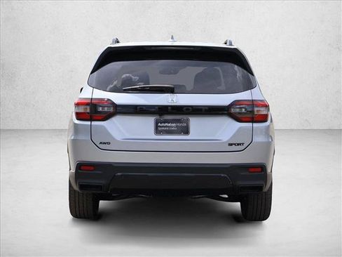 New 2026 Honda Pilot Sport image 7
