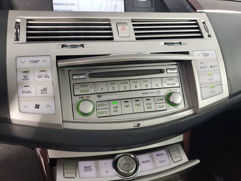 Used 2009 Toyota Avalon Limited image 20