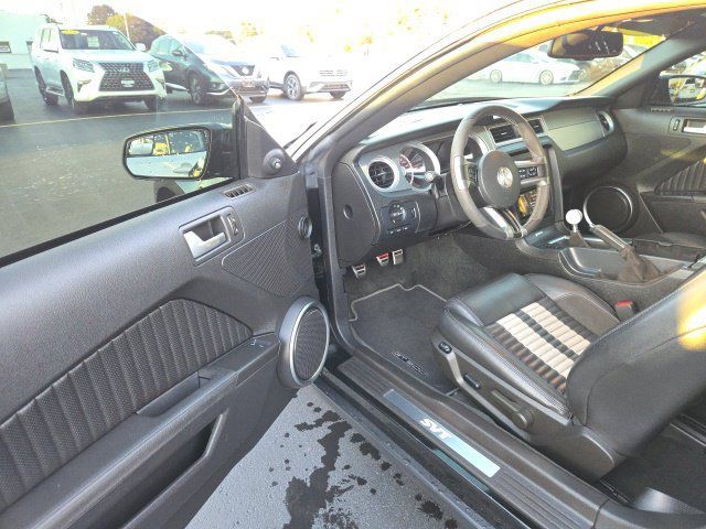 Used 2012 Ford Mustang Shelby GT500 RWD image 13