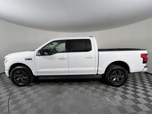 Used 2024 Ford F150 Lightning Flash image 9