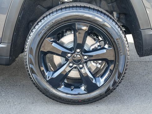 New 2025 Jeep Grand Cherokee L Limited w/ Luxury Tech Group II image 10