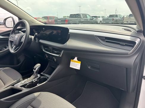 New 2026 Buick Encore GX Preferred FWD image 36