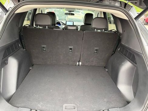 Used 2022 Ford Escape SEL w/ Technology Package FWD image 13