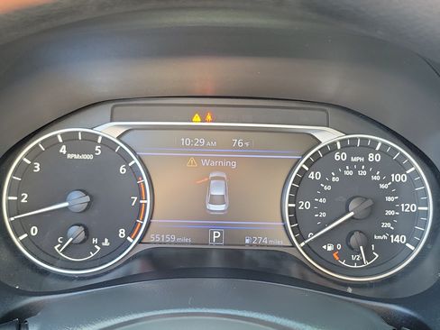 Used 2024 Nissan Altima 2.5 SV FWD image 11
