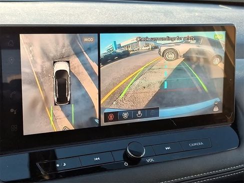 Used 2024 Nissan Rogue SL w/ SL Premium Package image 18