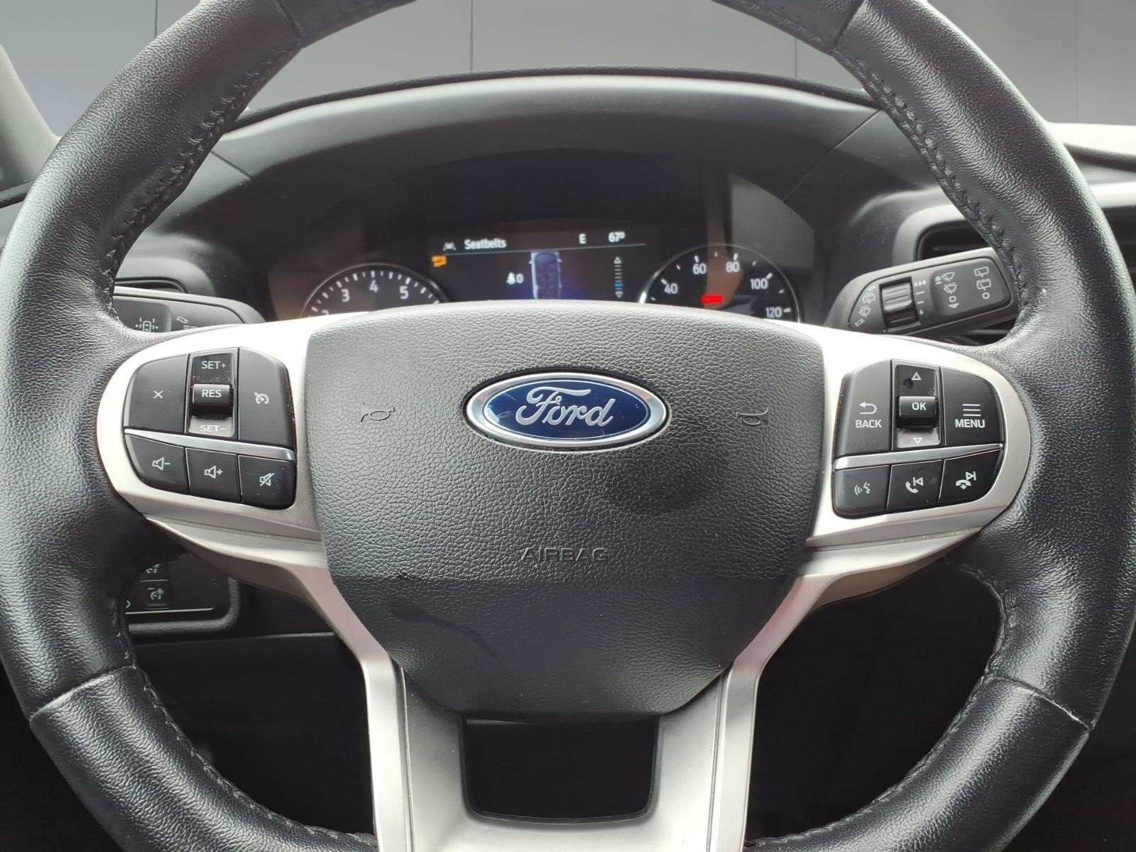 Used 2023 Ford Explorer XLT w/ Class IV Trailer Tow Package AWD/4WD image 19