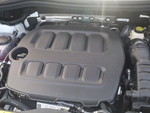 New 2026 Volkswagen Tiguan SE AWD/4WD image 23