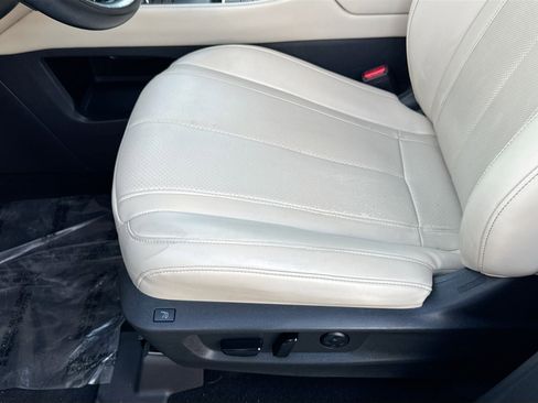 Used 2022 INFINITI QX60 Sensory w/ Cargo Package image 19