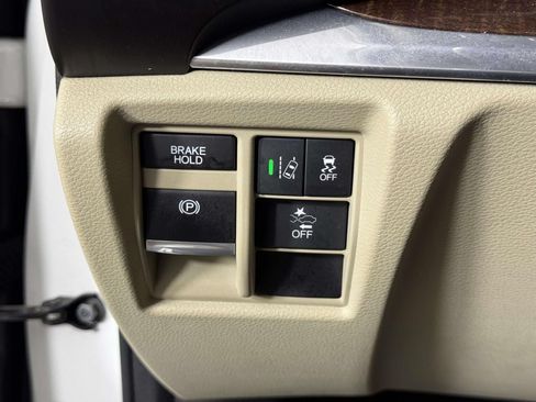 Used 2018 Acura MDX SH-AWD w/ Technology Package image 18
