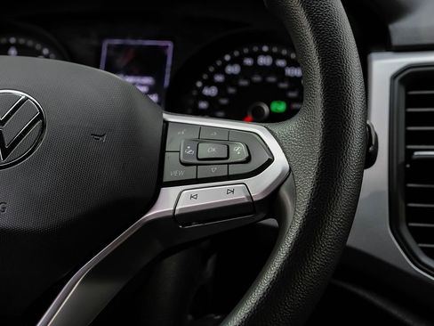 Used 2021 Volkswagen Atlas Cross Sport S image 15