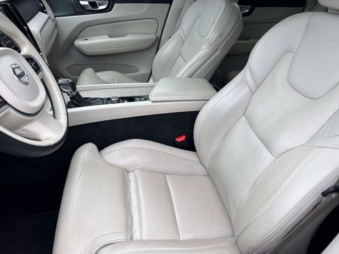 Used 2021 Volvo XC60 T5 Inscription w/ Protection Package Premier image 24