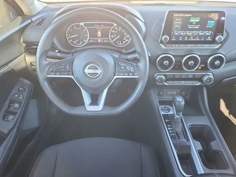 Used 2024 Nissan Sentra SV image 10