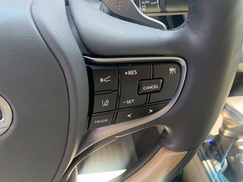 Used 2025 Lexus ES 350 Ultra Luxury w/ Accessory Package (Z2) FWD image 20