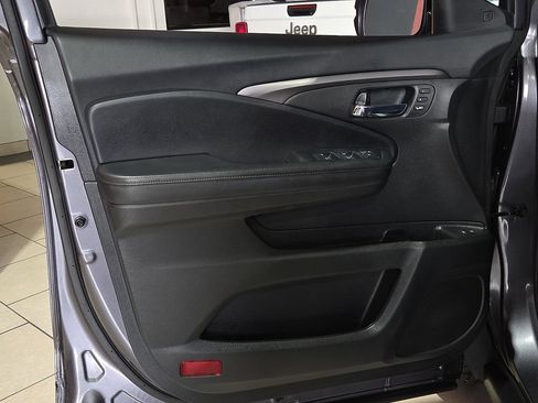 Used 2022 Honda Pilot EX-L image 16
