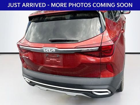 Used 2023 Kia Seltos S AWD/4WD image 7